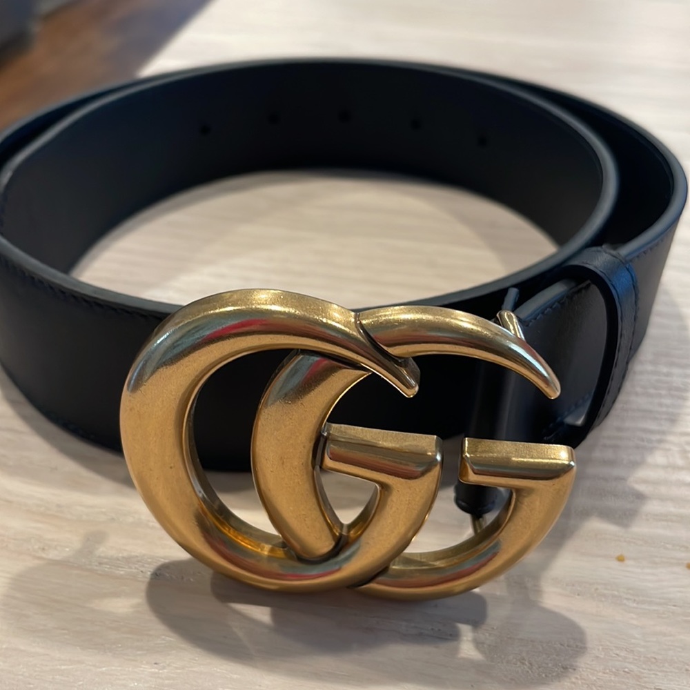 AUTHENTIC ** GUCCI BELT 80 cm